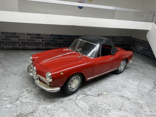 Alfa romeo giulietta - 1/18,