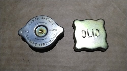Tappo radiatore olio motore - radiatore/olio,